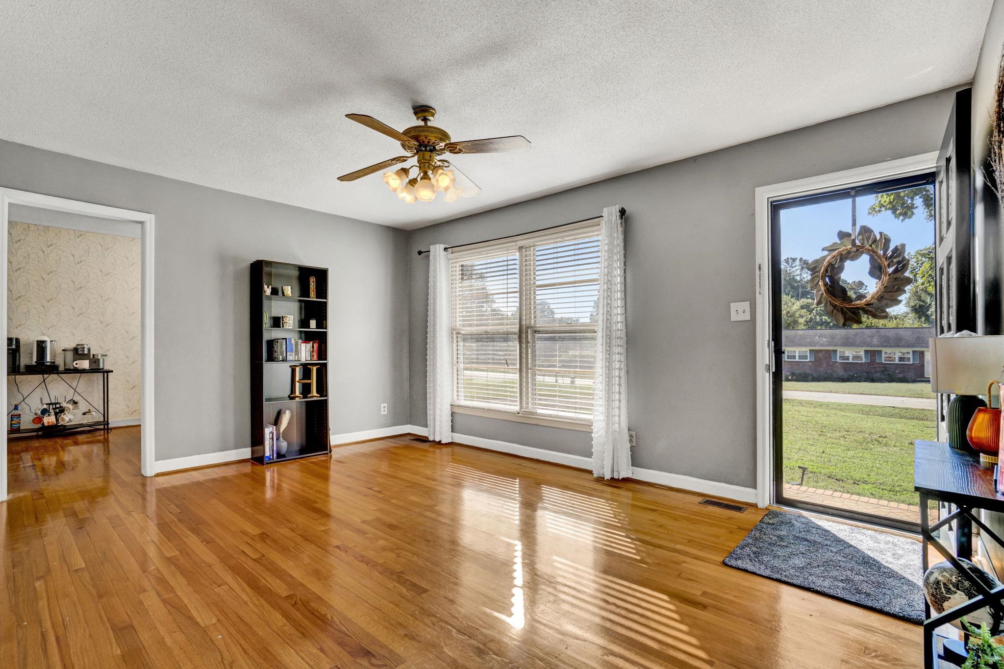 3038 Elmhurst Drive Boiling Springs, SC 29316 - Photo 5 of 43