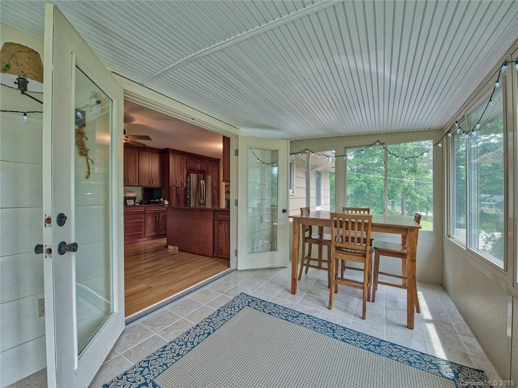 144 Auburn Road Waynesville, NC 28786 - Photo 12 of 33 Gallery Image 12