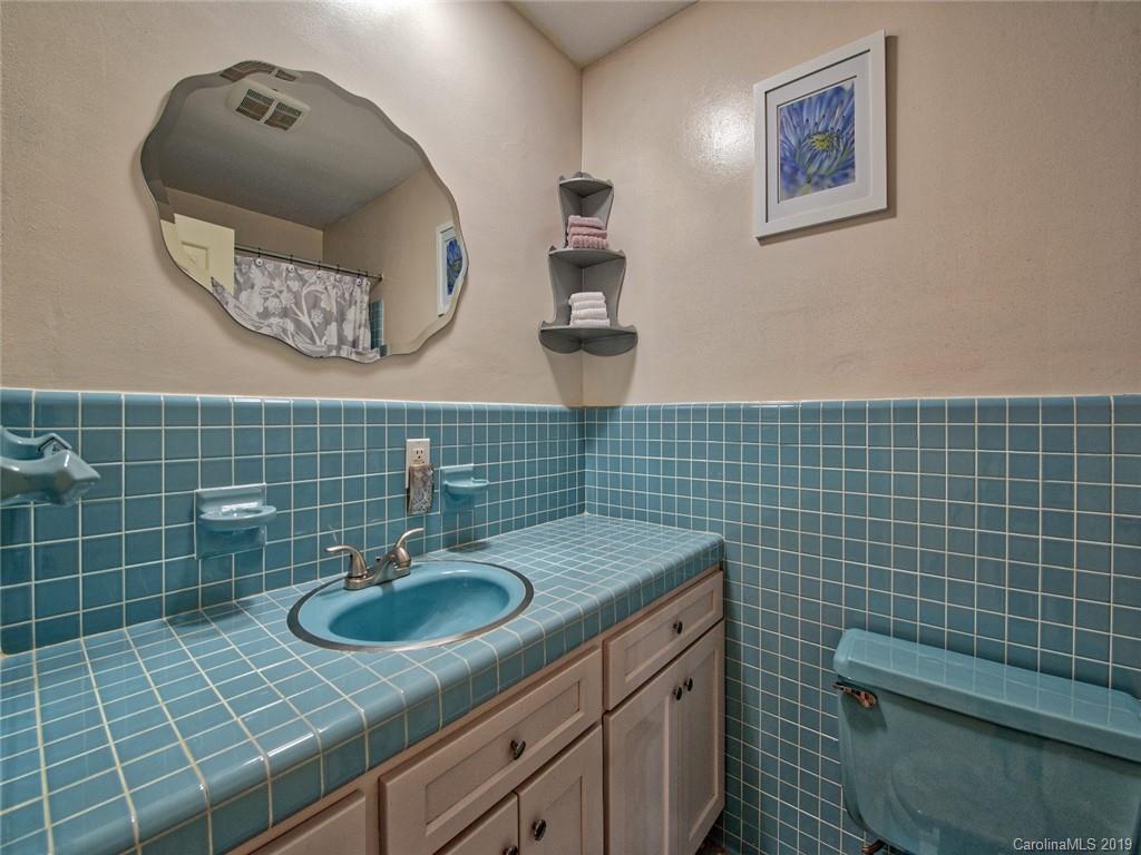144 Auburn Road Waynesville, NC 28786 - Photo 21 of 33 Gallery Image 21