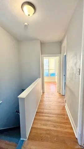 $1,000 | 953 Catalpa Street, Unit 2F, St. Louis, MO 63112