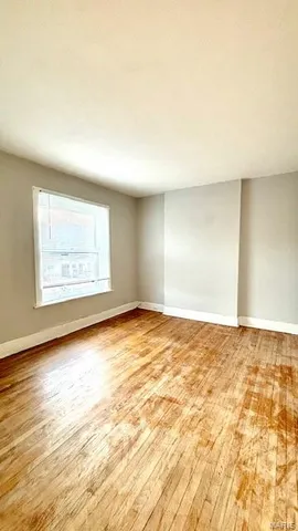 $1,000 | 953 Catalpa Street, Unit 2F, St. Louis, MO 63112