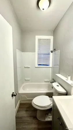 $1,000 | 953 Catalpa Street, Unit 2F, St. Louis, MO 63112