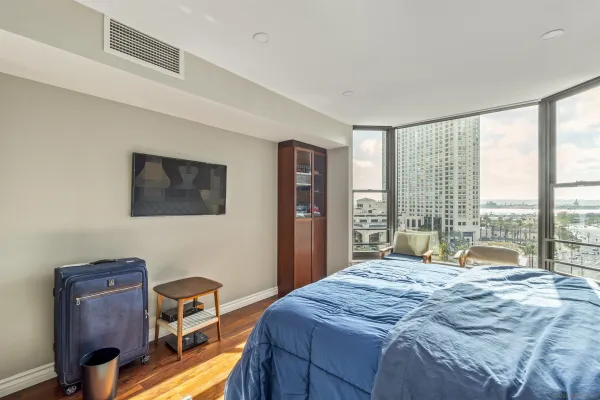 $4,795 | 500 West Harbor Drive, Unit 1020, San Diego, CA 92101