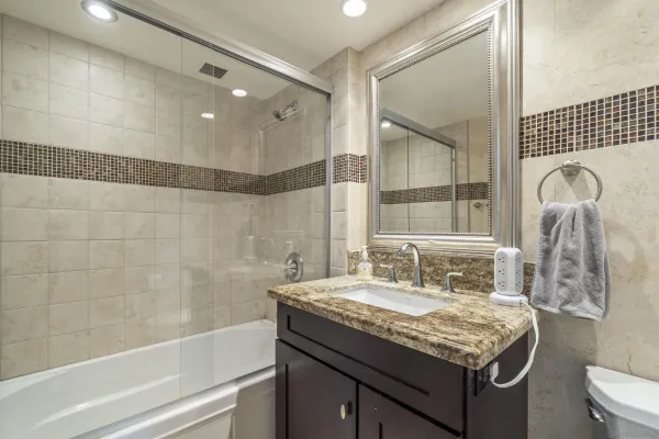$4,795 | 500 West Harbor Drive, Unit 1020, San Diego, CA 92101