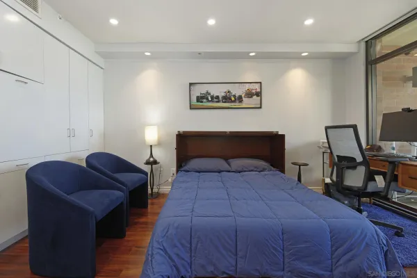 $4,795 | 500 West Harbor Drive, Unit 1020, San Diego, CA 92101