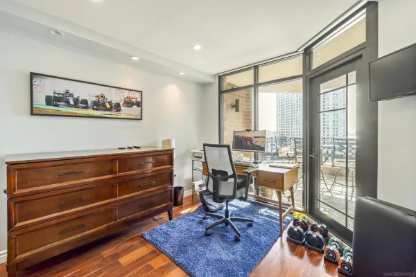 $4,795 | 500 West Harbor Drive, Unit 1020, San Diego, CA 92101