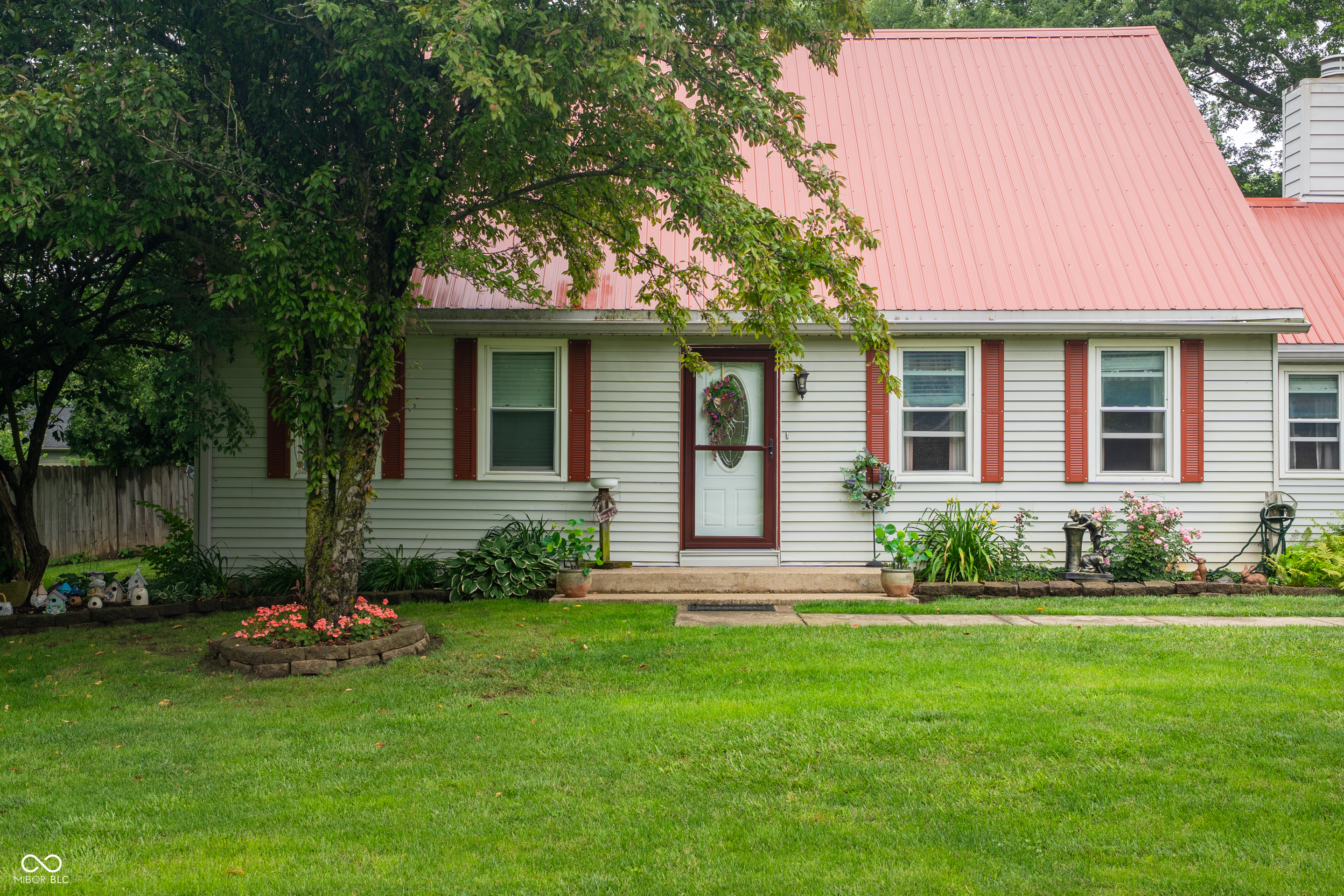 513 North Nebo Road Muncie, IN 47304 - Photo 2 of 22