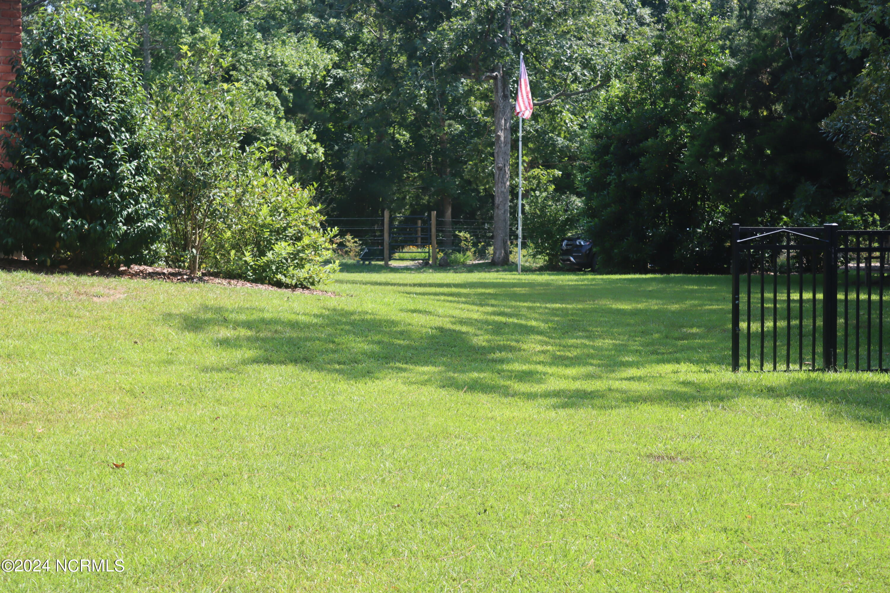 12 Spinnaker Point Road North Oriental, NC 28571 - Photo 44 of 60 IMG_3057