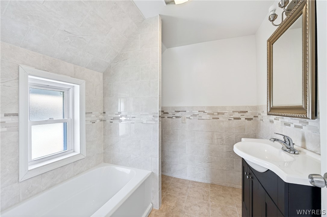 287 Normal Avenue Buffalo, NY 14213 - Photo 20 of 34 286 Normal Ave