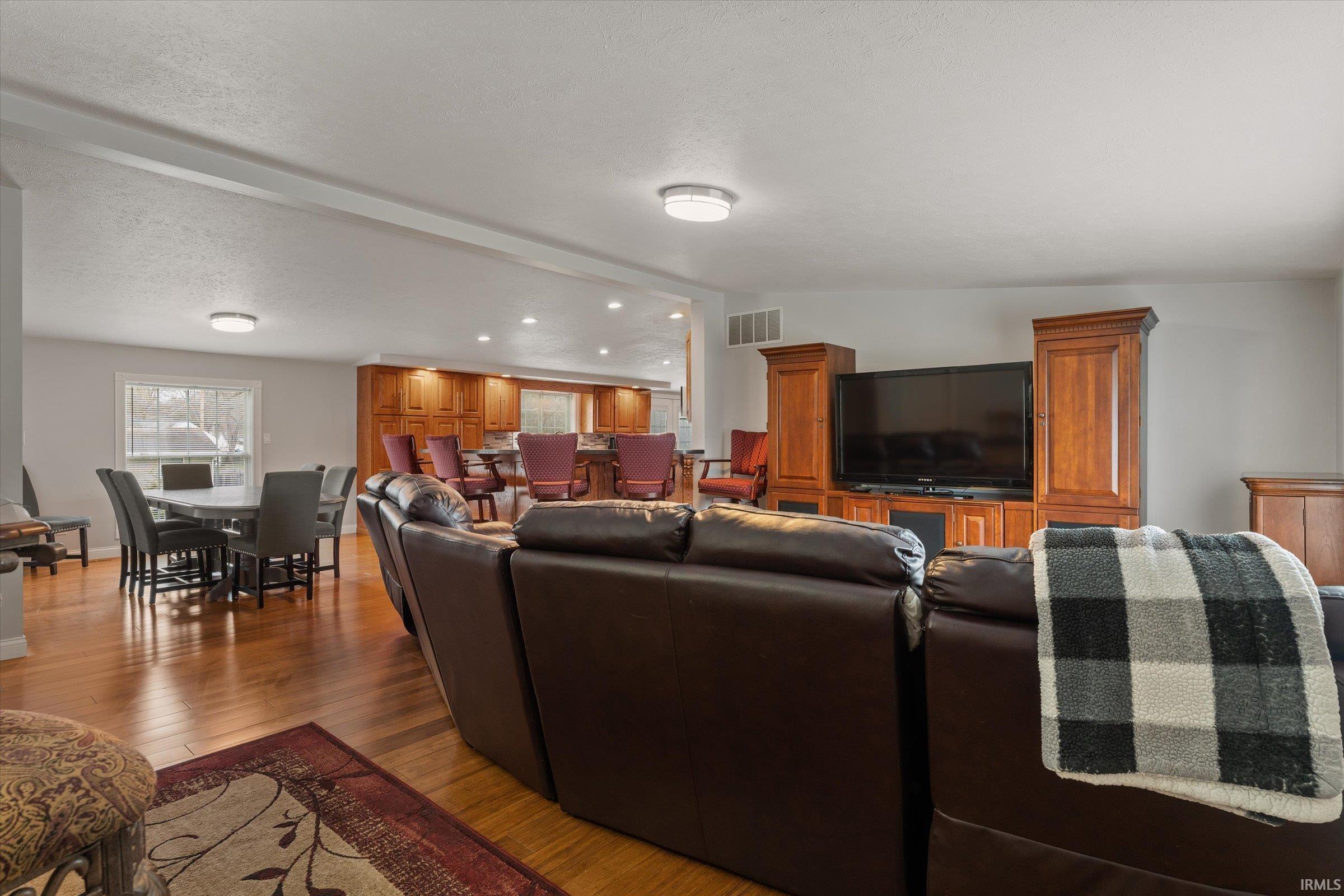 52115 Hollyhock Road South Bend, IN 46637 - Photo 4 of 34