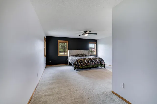 $715,000 | 66182 310th Avenue, Lake City, MN 55041