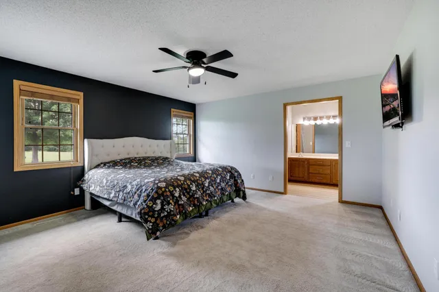 $715,000 | 66182 310th Avenue, Lake City, MN 55041