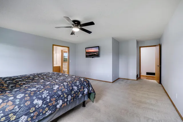 $715,000 | 66182 310th Avenue, Lake City, MN 55041