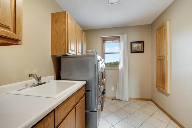 $715,000 | 66182 310th Avenue, Lake City, MN 55041