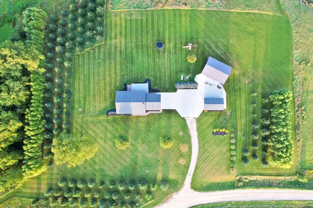 $715,000 | 66182 310th Avenue, Lake City, MN 55041