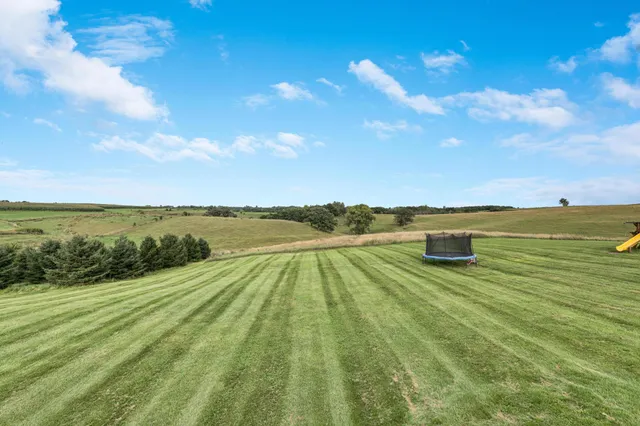 $715,000 | 66182 310th Avenue, Lake City, MN 55041