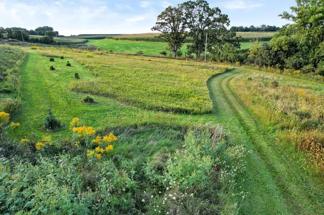 $715,000 | 66182 310th Avenue, Lake City, MN 55041