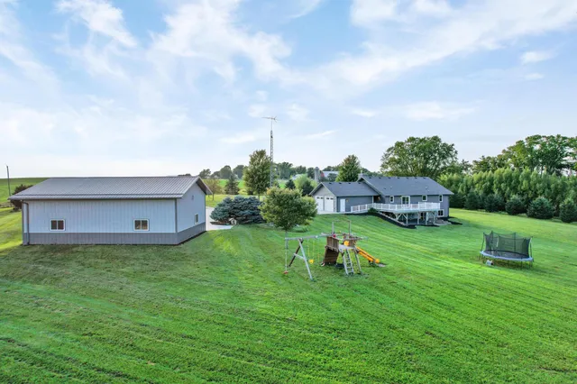 $715,000 | 66182 310th Avenue, Lake City, MN 55041