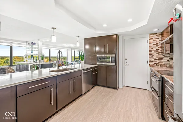 $549,000 | 4000 North Meridian Street, Unit 11DE, Indianapolis, IN 46208