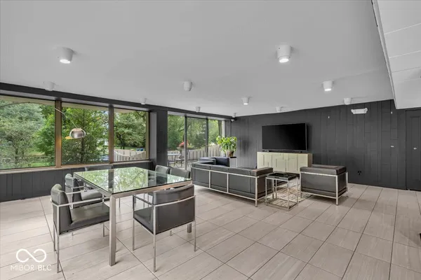 $549,000 | 4000 North Meridian Street, Unit 11DE, Indianapolis, IN 46208