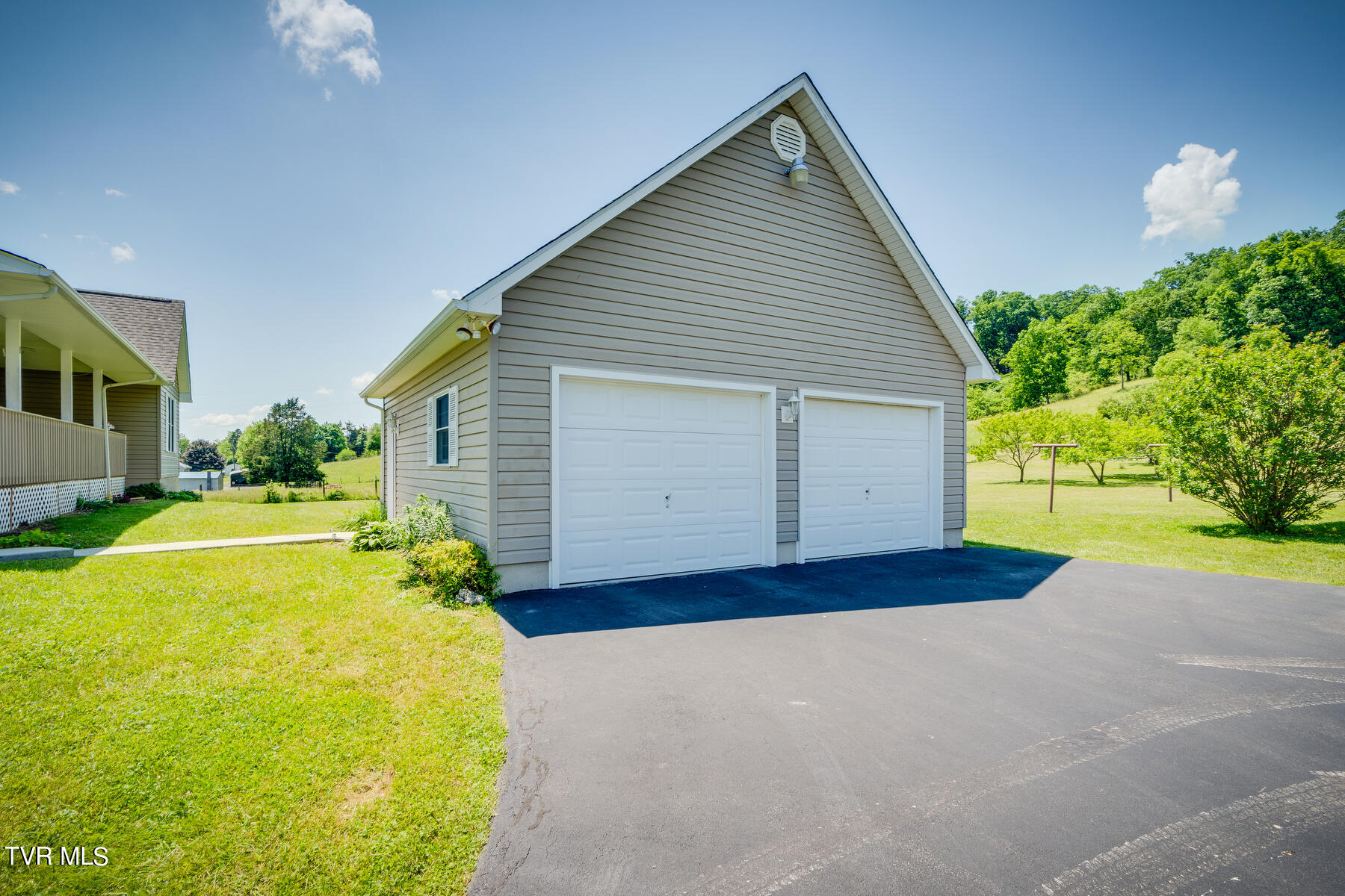 29083 Blue Spring Road Meadowview, VA 24361 - Photo 8 of 41 034