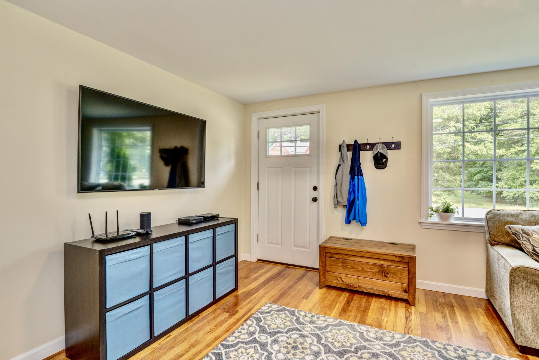 65 Ferry Road Saco, ME 04072 - Photo 4 of 32 Pic#-4