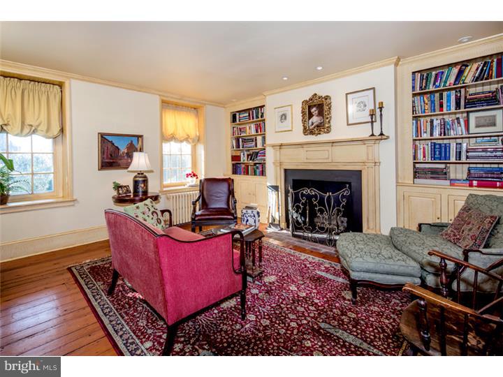 1135 Parson Curry Road Malvern, PA 19355 - Photo 18 of 25 Living Room
