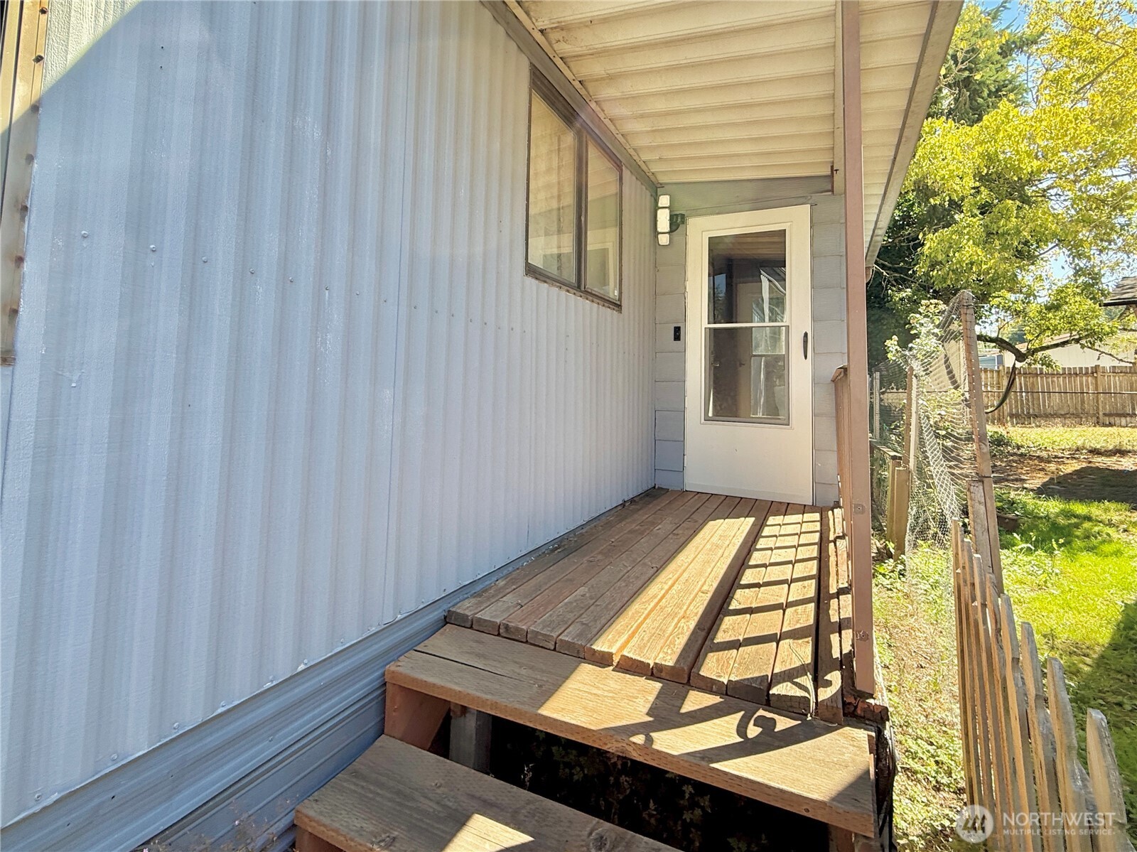 3001 South 288th Street, Unit 343 Federal Way, WA 98003 - Photo 26 of 37 a view of a balcony with flat screen tv