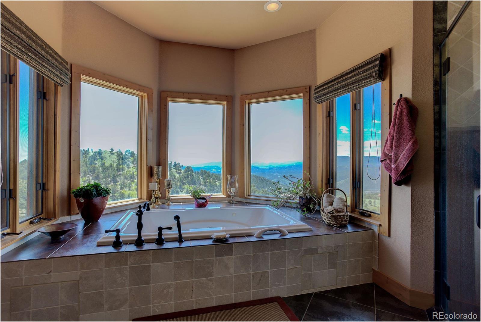 825 Raptor Point Golden, CO 80403 - Photo 17 of 35 Gallery Image 17