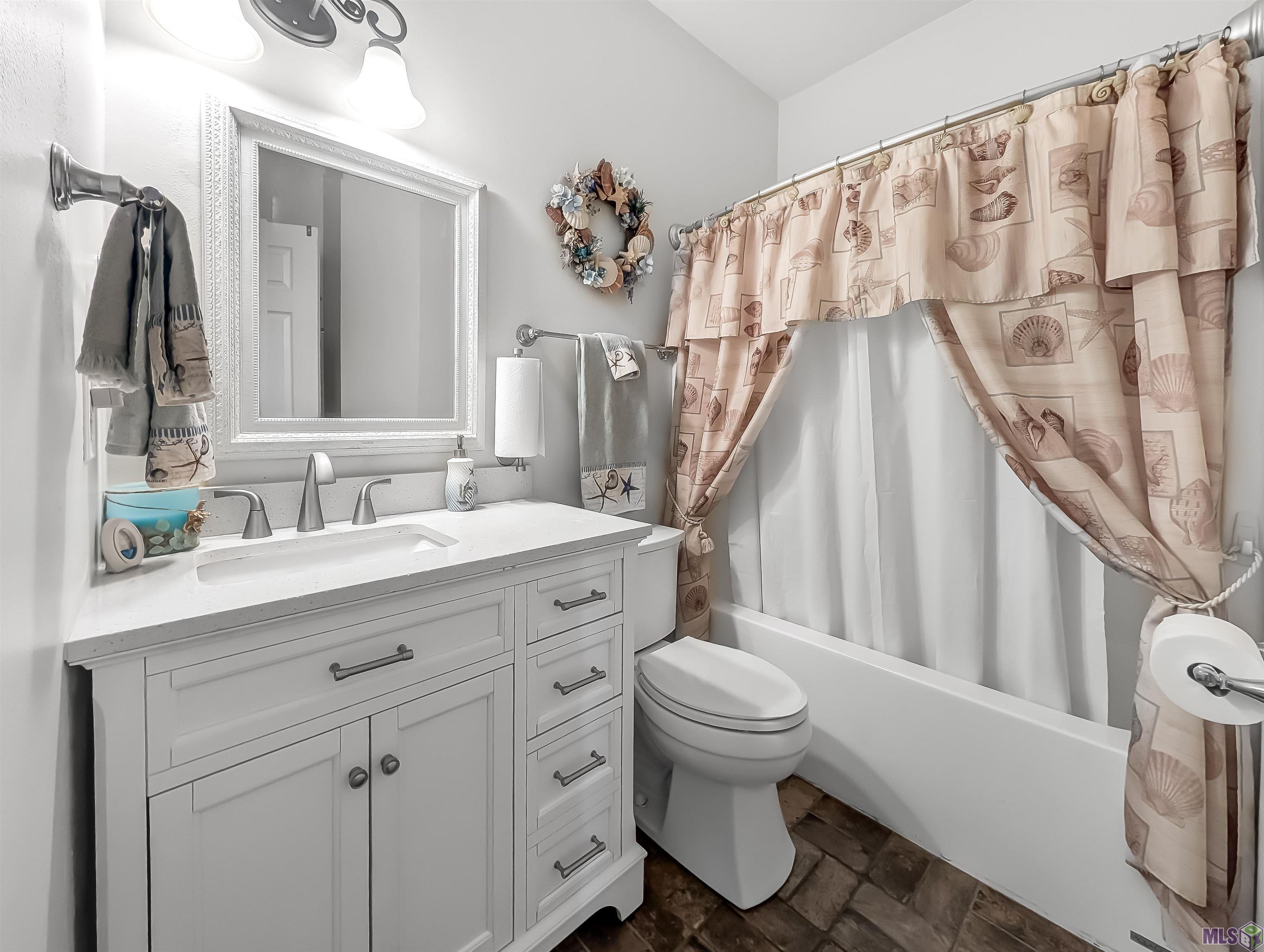 10151 Sandhill Court Baton Rouge, LA 70809 - Photo 14 of 37