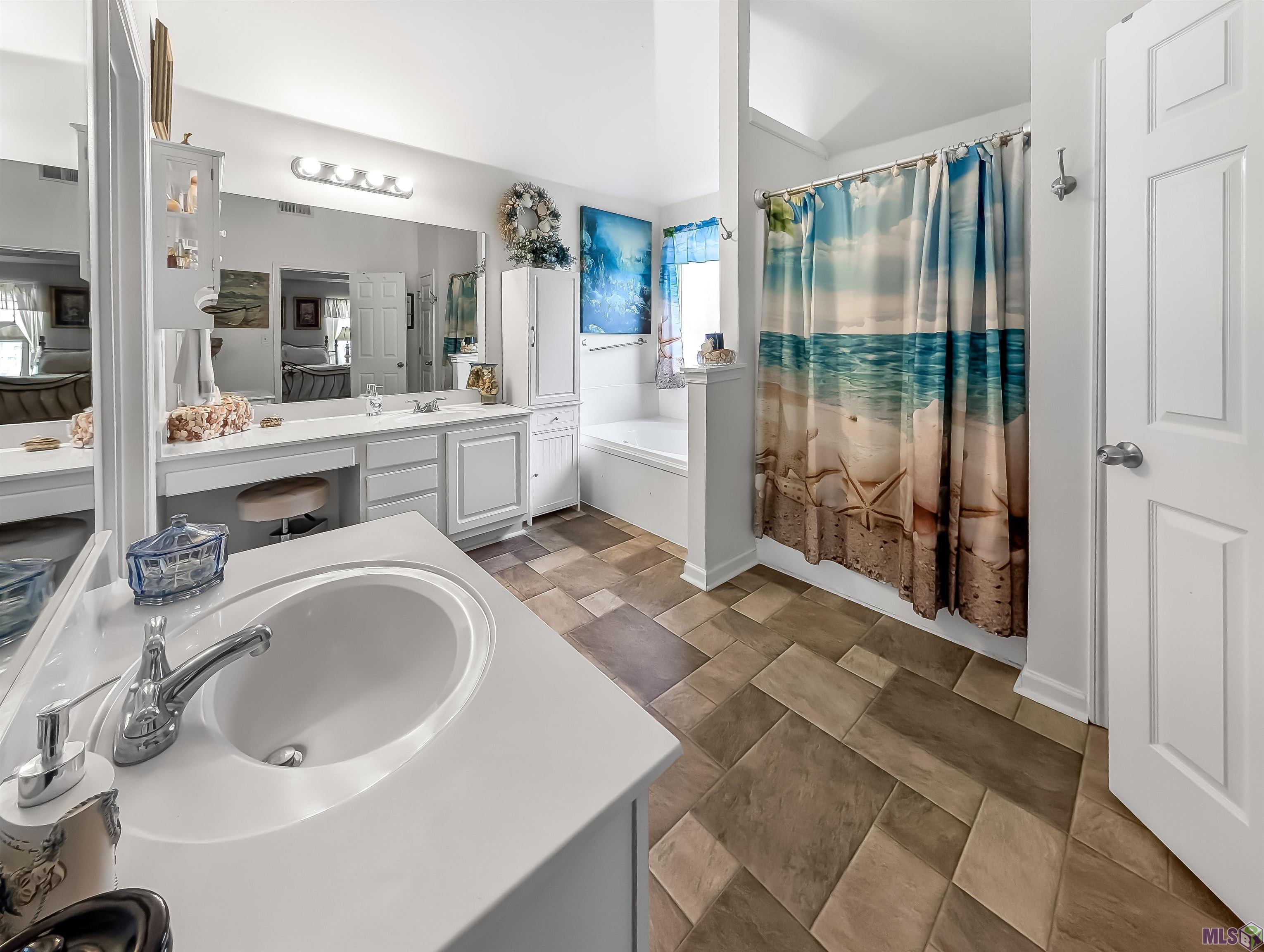 10151 Sandhill Court Baton Rouge, LA 70809 - Photo 18 of 37