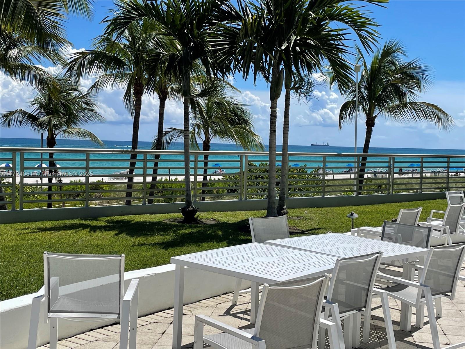 5151 Collins Avenue, Unit 1722 Miami Beach, FL 33140 - Photo 10 of 26