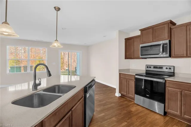 $284,000 | 3859 Copperfield Court, High Point, NC 27282