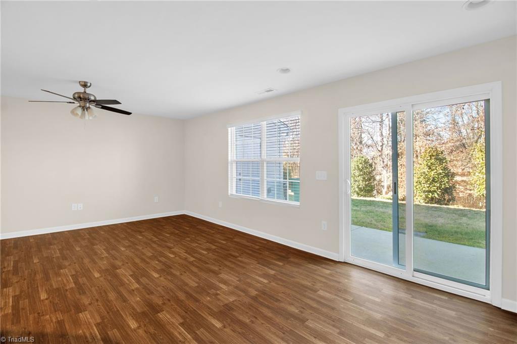 3859 Copperfield Court High Point, NC 27282 - Photo 9 of 27