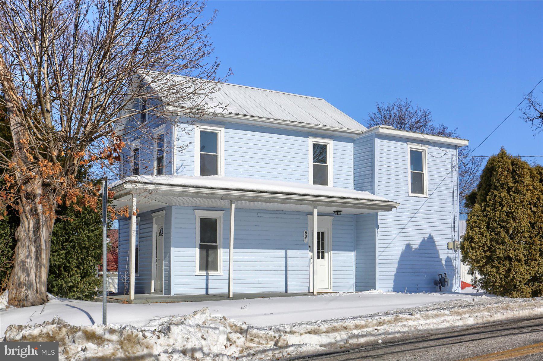 801 North Mountain Road Harrisburg, PA 17112 - Photo 2 of 32 a front view of a house