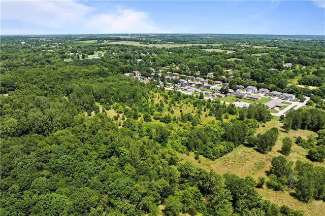 $145,000 | Lot 2 Oak Street, Belton, MO 64012