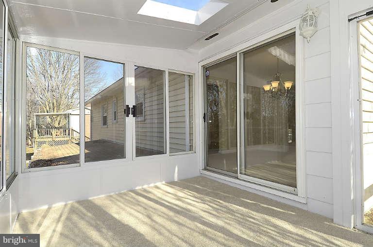 13536 Delaney Road Woodbridge, VA 22193 - Photo 13 of 25 Interior (General)