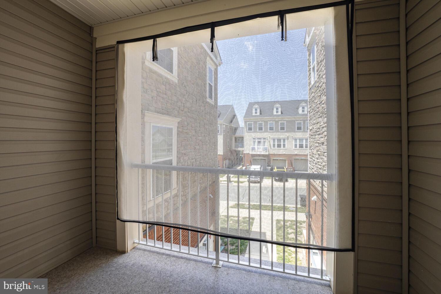 42550 Sunset Ridge Square Ashburn, VA 20148 - Photo 29 of 36 a view of staircase with large window