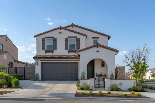 $549,950 | 748 Ridgebank Avenue, Madera, CA 93636