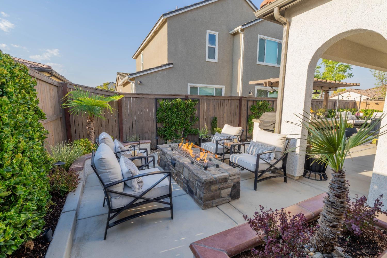 748 Ridgebank Avenue Madera, CA 93636 - Photo 17 of 82