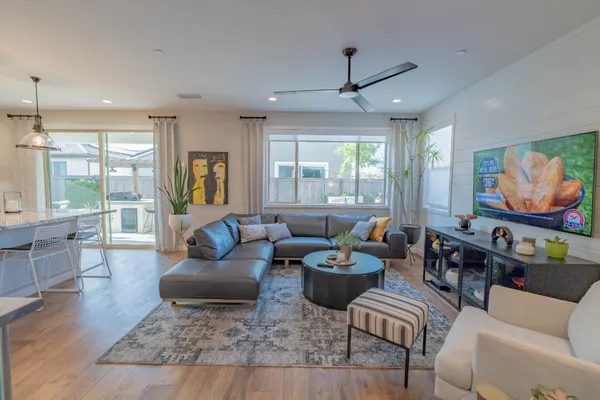 $549,950 | 748 Ridgebank Avenue, Madera, CA 93636