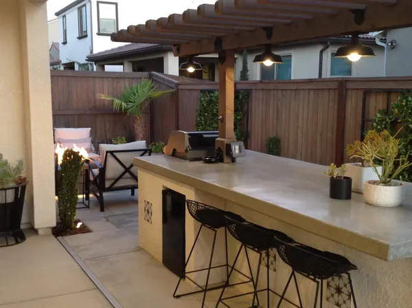 $549,950 | 748 Ridgebank Avenue, Madera, CA 93636