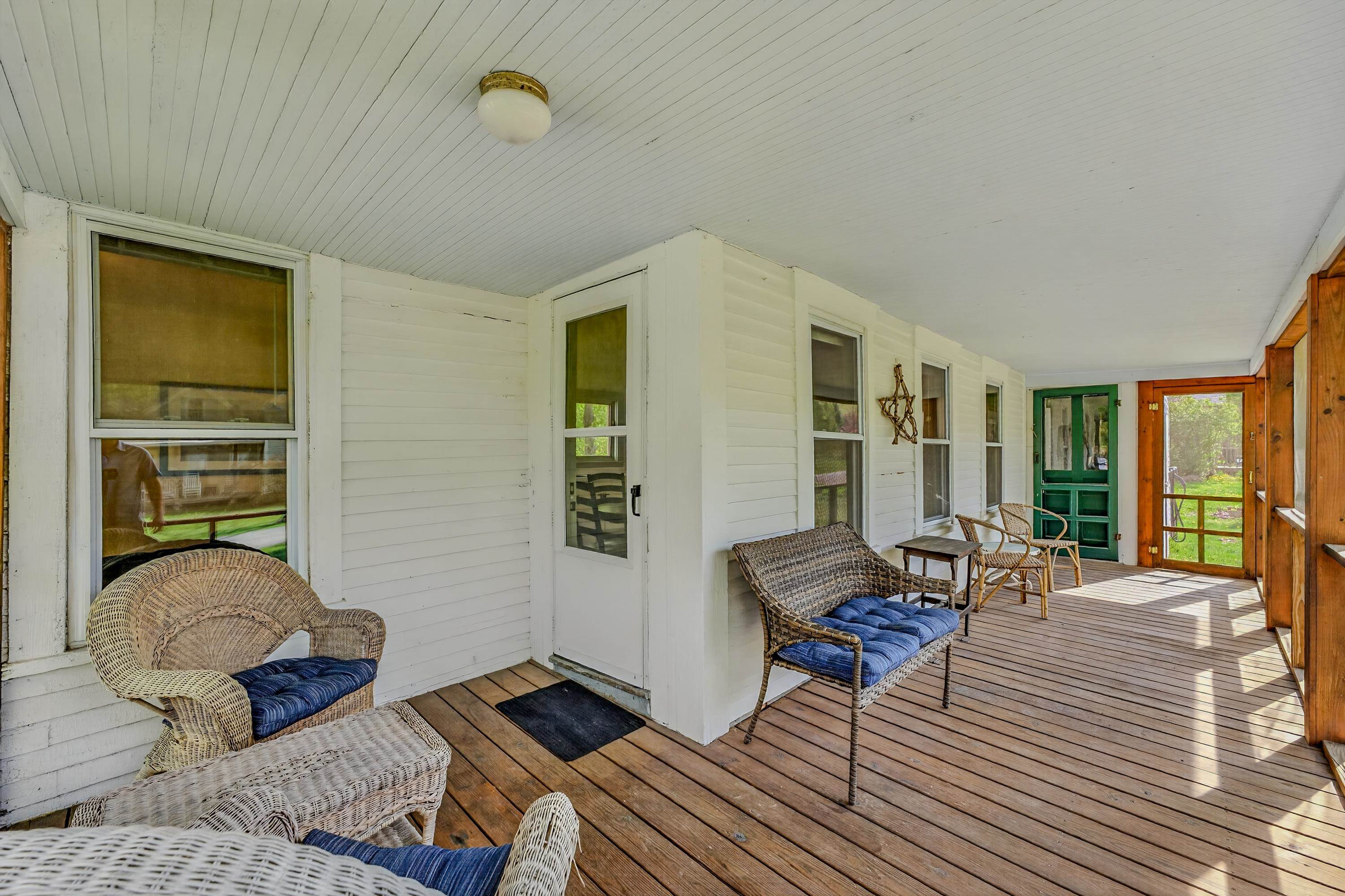 91 Meadow Street Bethlehem, NH 03574 - Photo 17 of 44