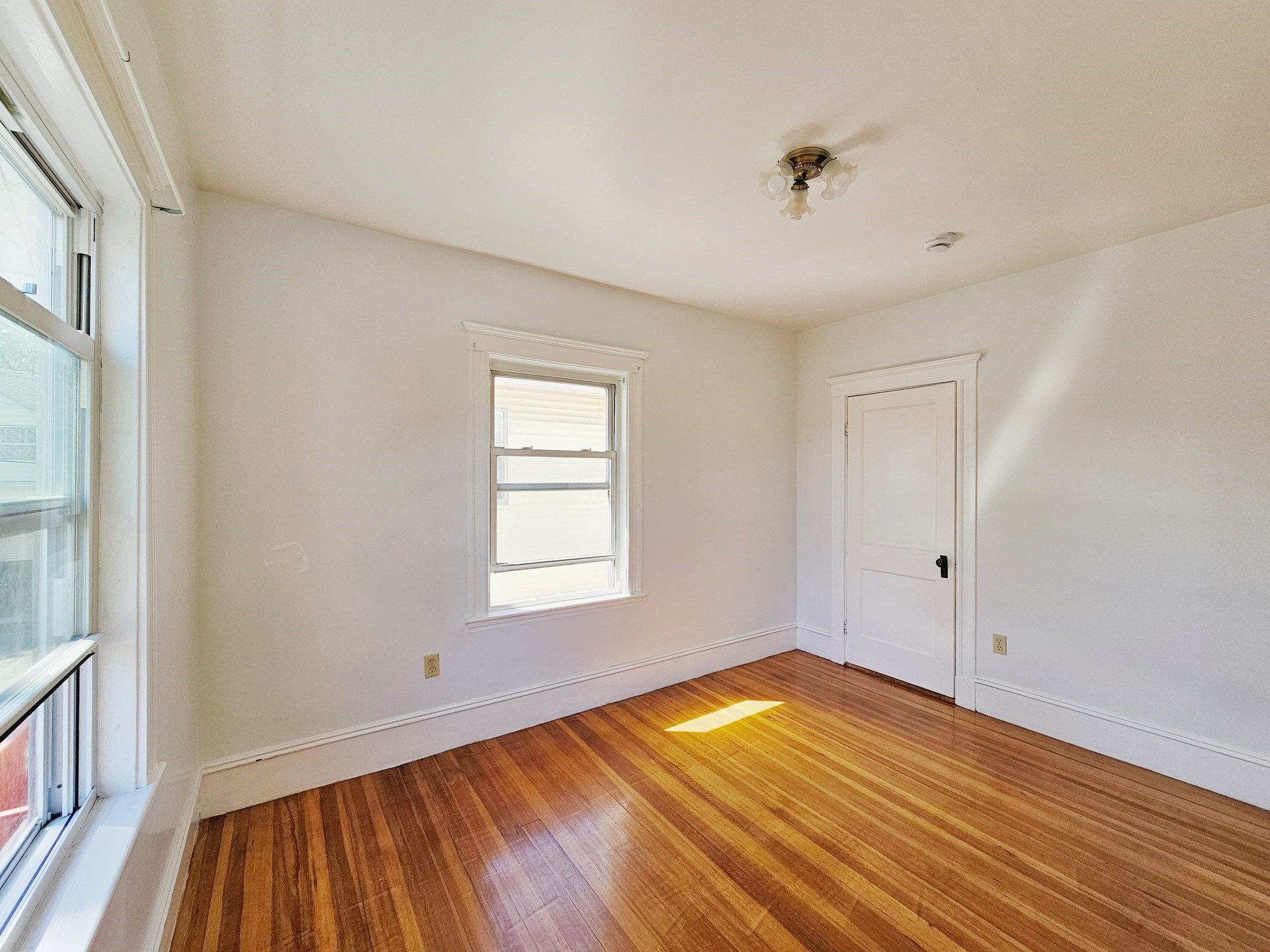 149 Billings Road Quincy, MA 02171 - Photo 16 of 29 Gallery Image 16