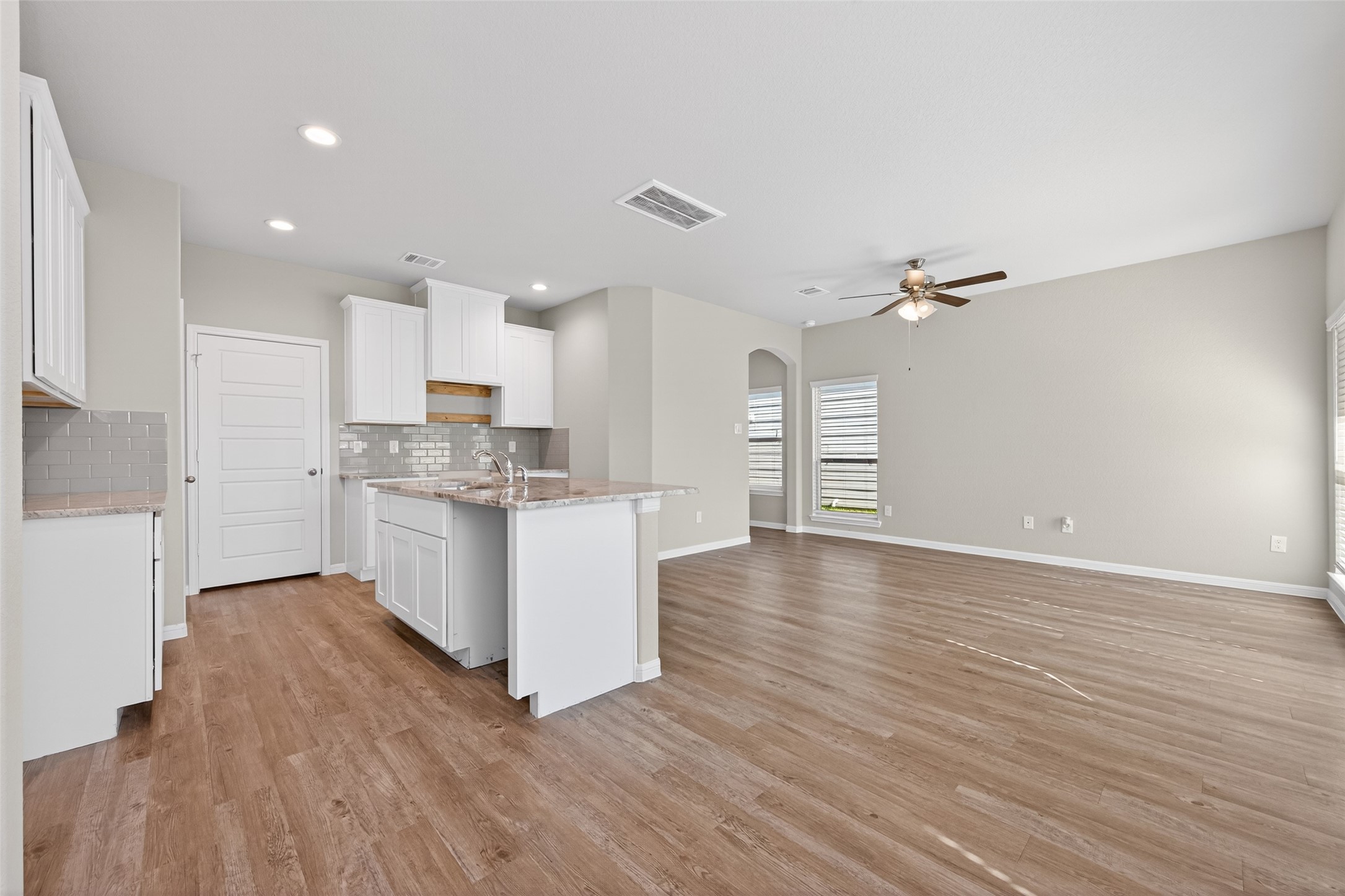 426 Emerald Thicket Lane Huffman, TX 77336 - Photo 11 of 50