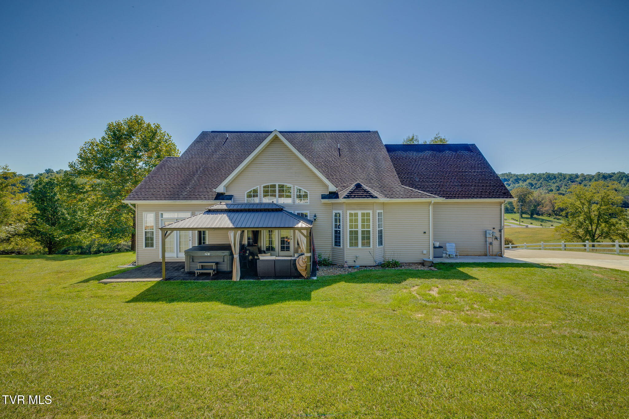 1238 Fordtown Road Jonesborough, TN 37659 - Photo 41 of 50 050