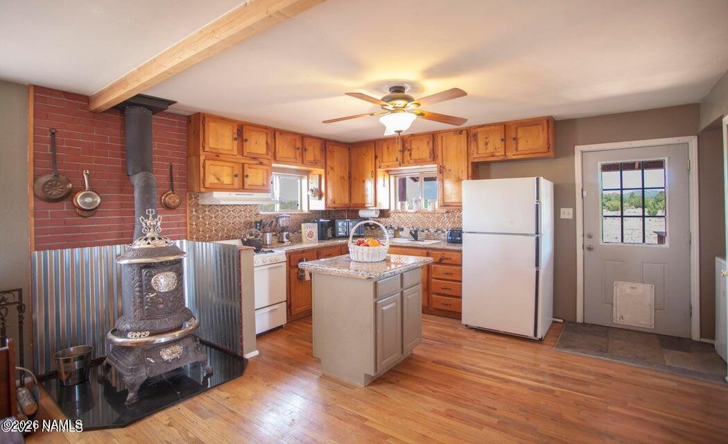 3106 East Funnel Road Williams, AZ 86046 - Photo 6 of 38 20210528000133885355000000-o