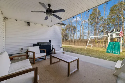 $580,000 | 1148 Chagford Drive, Clarksville, TN 37043