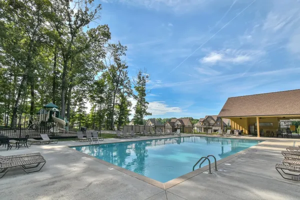 $580,000 | 1148 Chagford Drive, Clarksville, TN 37043