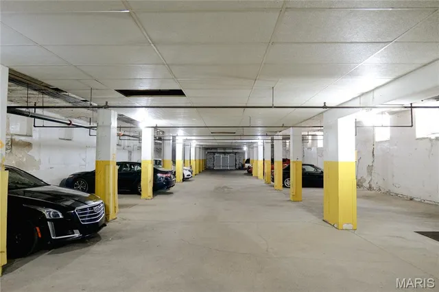 $110,000 | 5316 Pershing Avenue, Unit 406, St. Louis, MO 63112